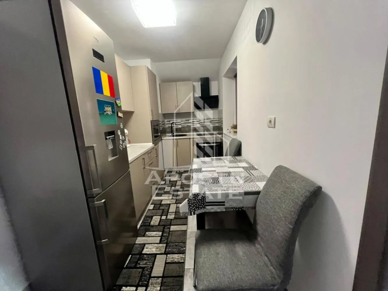 Doua apartamente de vanzare la curte comuna,zona Traian, Timisoara