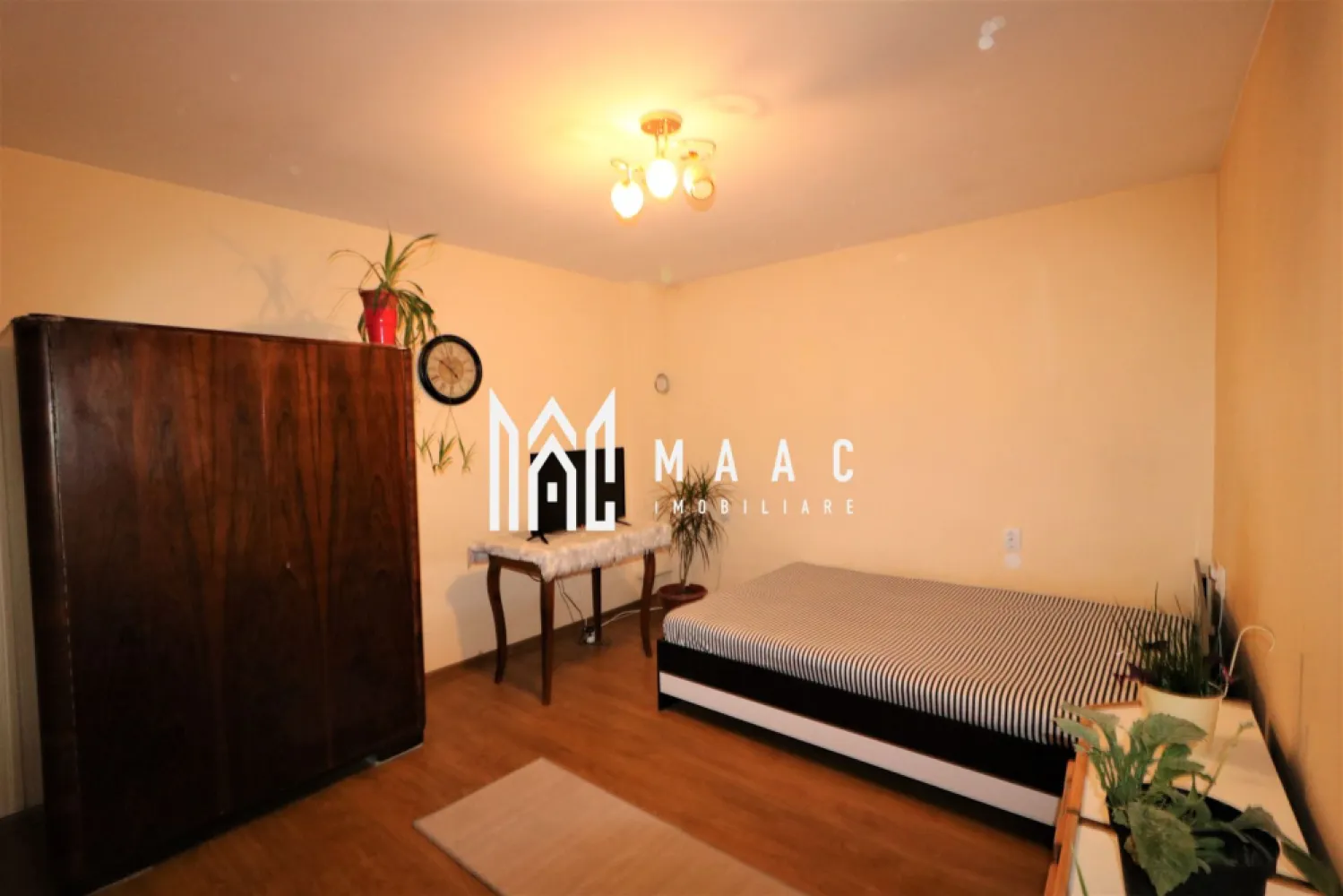 Casa 4 camere | Curte proprie | Pivnita | Zona Turnisor