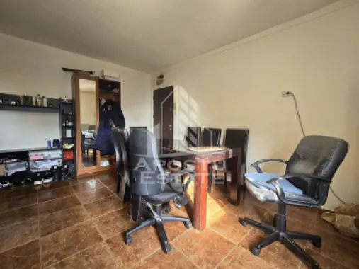 Apartament de vaznare 2 camere, etaj intermediar,Iulius Mall Timisoara