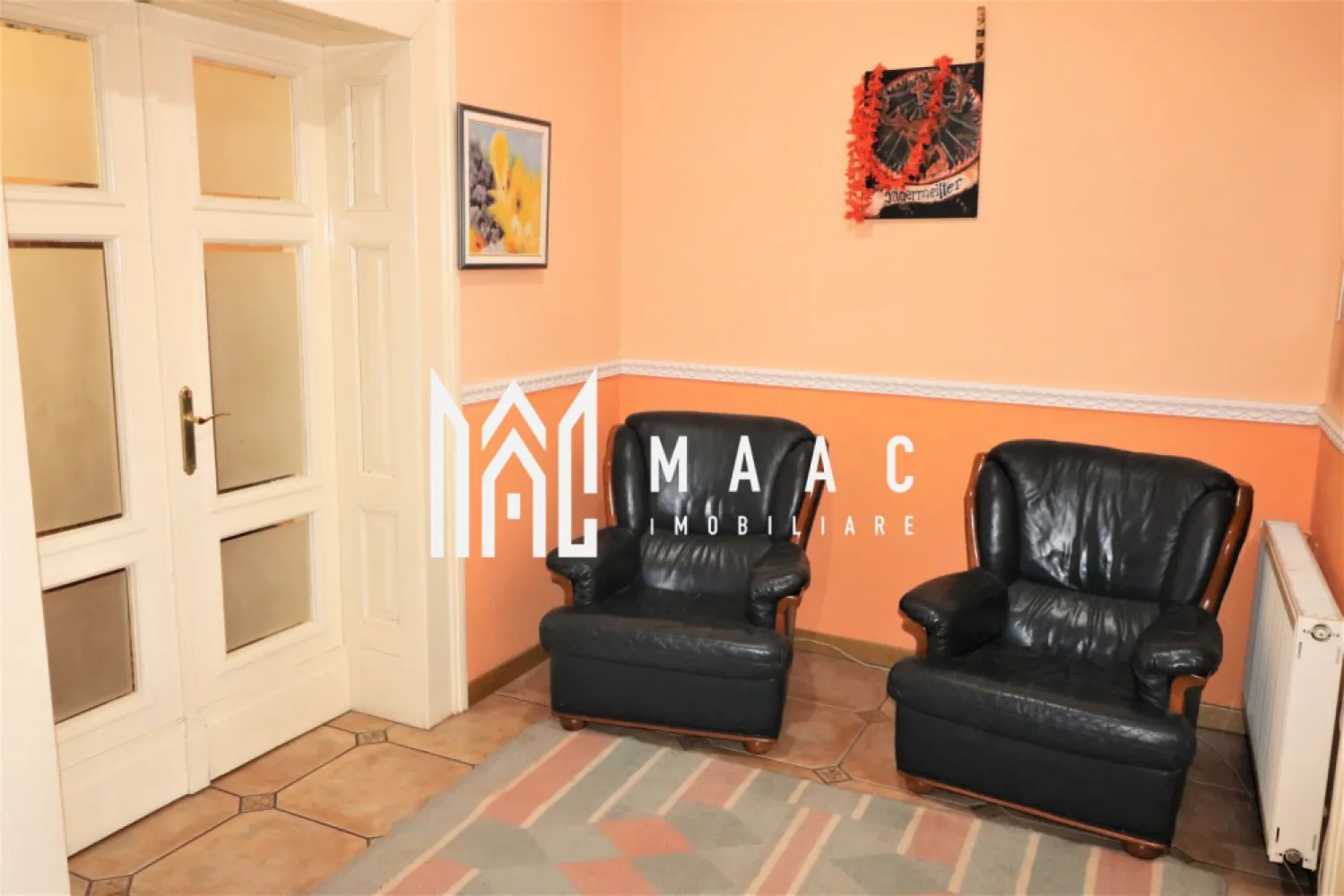 Apartament 2 camere | 82 mp utili | pietonala N. Balcescu - MAAC Imobiliare va propune spre vanzare un apartament la casa, cu o suprafata de 82 mp utili, loc de parcare privat, pivnita si geam la baie. Acesta este compus din 1 dormitor, 1 living, 1 baie, 1 bucatarie, loc de parcare privat si o pivnita de 12 metri patrati. Imobilul se afla in centru, in apropierea restaurantelor, parcurilor, scolilor si mijloacelor de transport. Este pretabil atat pentru locuit, cat si pentru regim hotelier. Pentru mai multe detalii, precizati telefonic ca ati vazut anuntul cu ID: CP1662781 }}