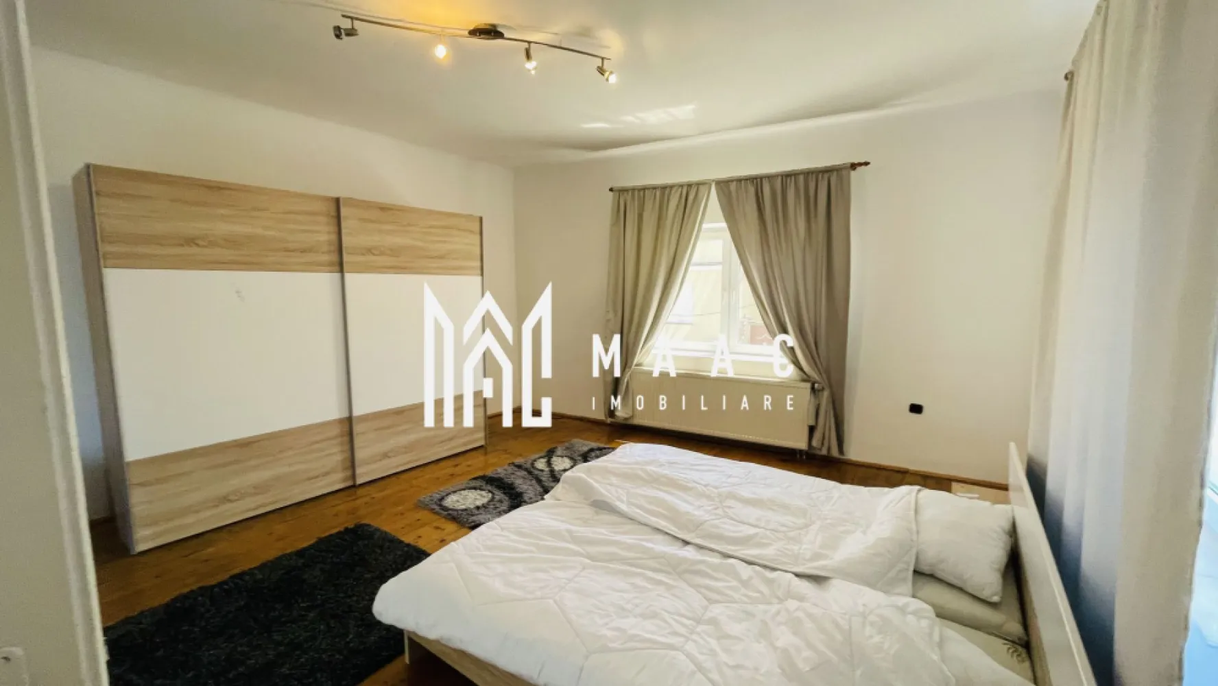 Casa individuala I 100 MP Utili I Curte 600 MP I Zona Turnisor - MAAC Imobiliare va propune spre vanzare casa individuala situată in Turnisor. Imobilul are o suprafața utila de 100 mp comprtimentati in: -2 Dormitoare -Living -Bucătărie -Baie Imobilul are un teren de 620 mp, curtea liberă fiind de 480mp. Imobilul se afla intr-o zona liniștita, aproape de scoli și Grădinițe. Pentru mai multe detalii aștept telefonul dumneavoastră cu specificația ca ați vazut anunțul CP1547452. }}