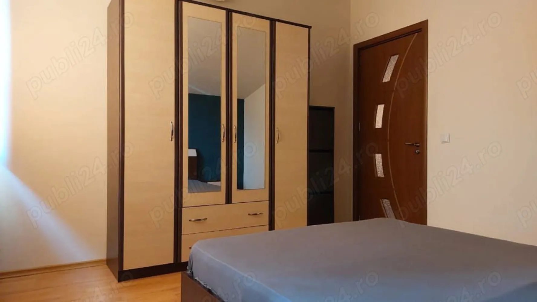 ageuropa.ro închiriaza Ap 2 cam- Dristor, Mihai Bravu, 2 min. metrou. - Agenția EUROPA închiriază apartament NOU 2014, zona Dristor, Mihai Bravu intersectie Dudesti, 2 min distanta de metrou (statia Dristor), etaj 3/3, 45 mp, mobilat, utilat si contorizat complet. Gresie, faianta, termopane, centrala proprie, aer conditonat, masina spalat, frigider, televizor, router, cablu tv, internet. Sistem securitate - firma de paza, zona linistita, ambient placut. Posibilitate loc parcare.