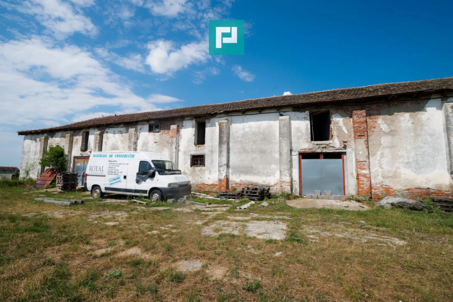Hală industrială cu teren generos în Zărand, Arad