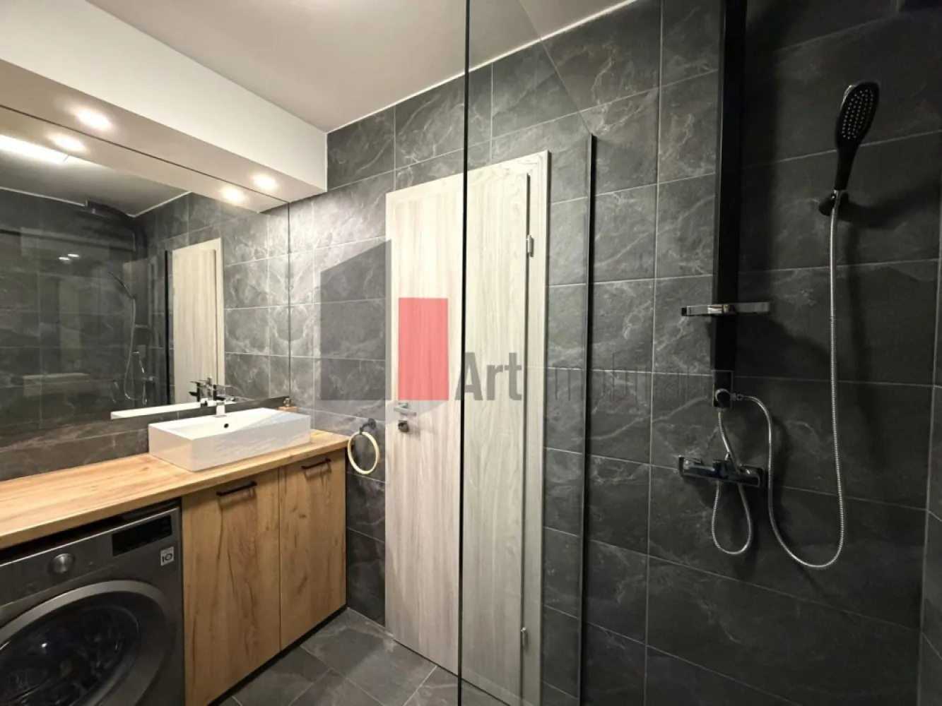Apartament 3 camere tip Duplex - zona Calea Calarasilor/Matei Basarab