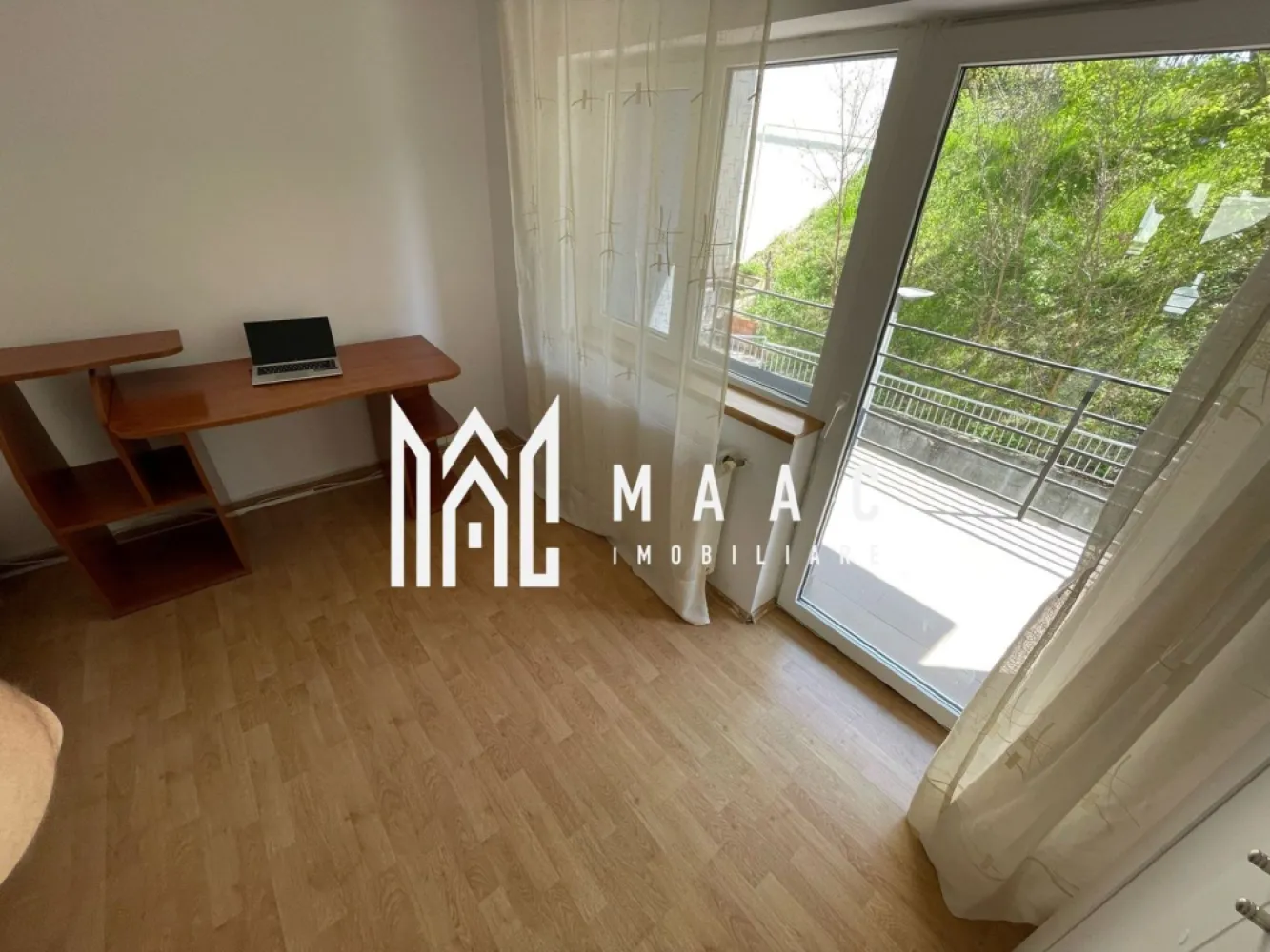 Apartament de închiriat I 4 camere I 96 mp utili I Strand II I etaj 2