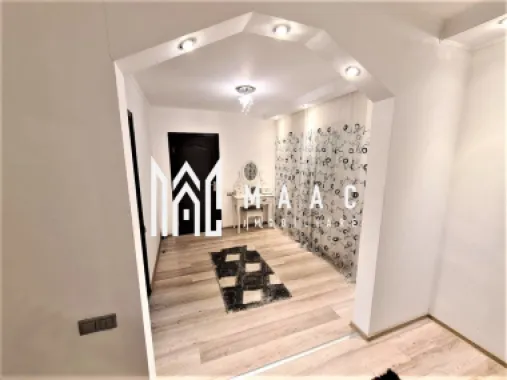 2 Case de vanzare + spatiu comercial | Zona Tiglari | 400 mp