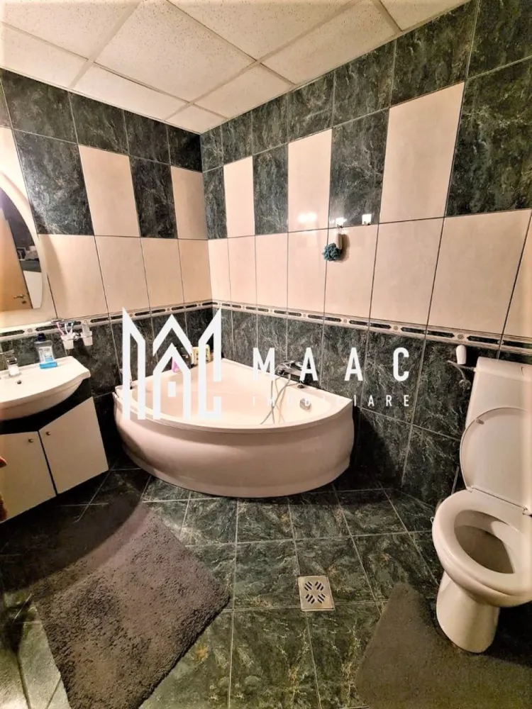 2 Case de vanzare + spatiu comercial | Zona Tiglari | 400 mp