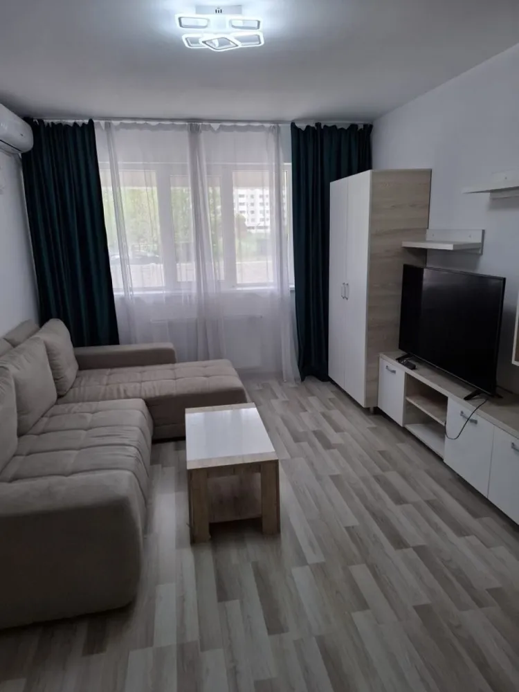 Ag BRASADAS închiriază ap 2 cam PARTER Metalurgiei PARCARE. - Agenția imobiliara BRASADAS închiriază apartament cu doua camere situat la PARTER.
Blocul este NOU construit în 2023, situat în zona Metalurgiei Drumul Binelui.
PARCAREA este inclusa în pretul chiriei.
În apropiere Kaufland, Lidl, Jumbo, Auchan, Grand Arena, Parcul Tudor Arghezi și statii de autobuz.
www.brasadas.com.