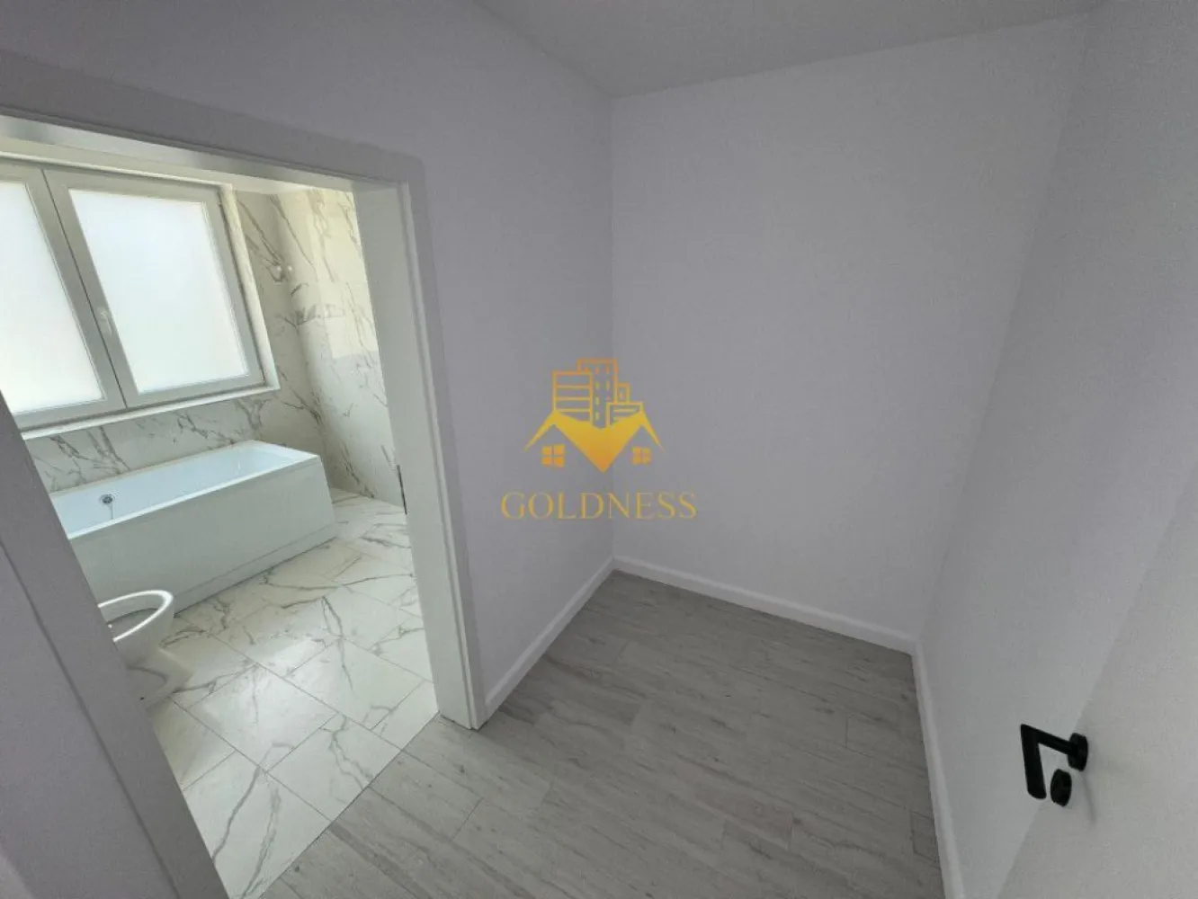 2 camere,prima inchiriere, parcare,Baciu zona Galaxiei, Calea Baciului