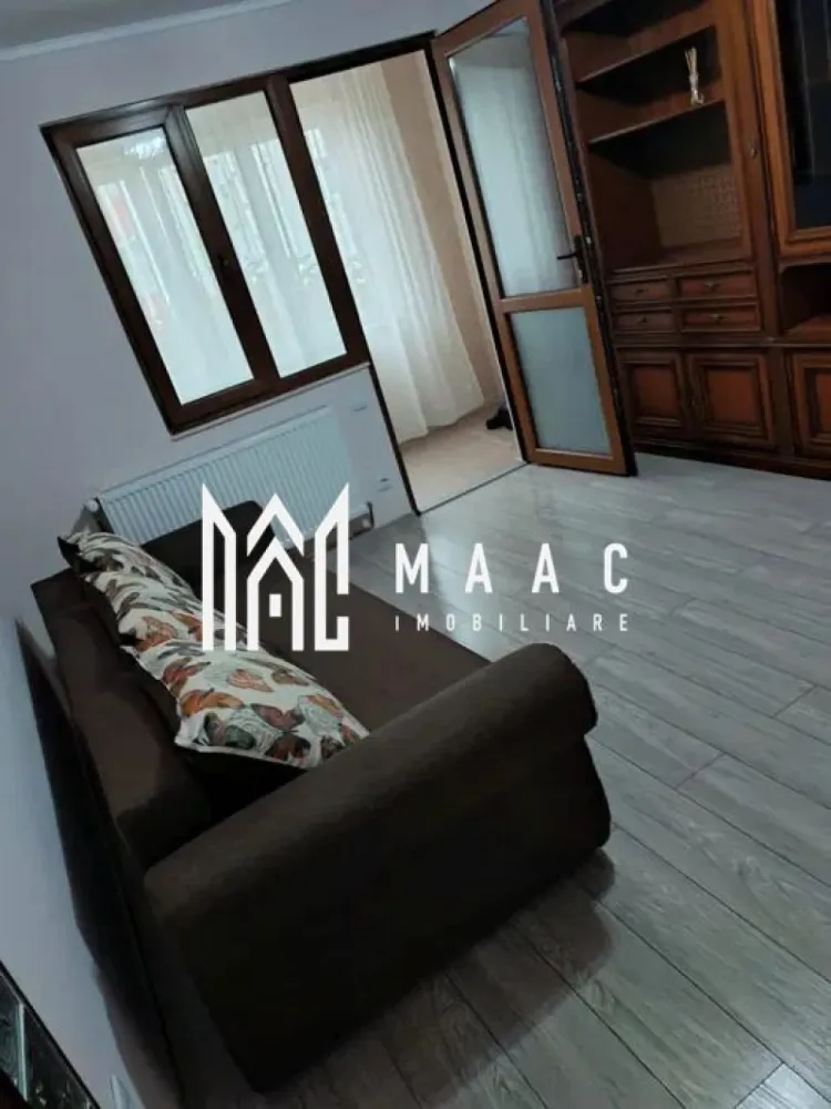 Apartament 2 camere | Traian | Modern - MAAC Imobiliare vă propune spre vânzare un apartament modern cu 2 camere, complet renovat, situat în Cartierul Traian, într-o zonă linistita, cu acces rapid către școli, facultate și centre comerciale. Apartamentul este amplasat la etajul 2 din 4 și are o suprafață de 60 mp, fiind eficient compartimentat astfel: * living luminos * dormitor * bucătărie * grup sanitar * balcon închis Locuința a fost renovată integral, folosindu-se materiale de înaltă calitate, iar finisajele moderne oferă un nivel ridicat de confort. Se vinde complet mobilată și utilată, fiind ideală atât pentru locuit, cât și pentru investiție. Poziționarea excelentă și dotările moderne fac din acest apartament o alegere foarte bună pentru cei care își doresc confort, accesibilitate și un stil de viață urban. Pentru mai multe informații sau pentru a programa o vizionare, vă invităm să contactați MAAC Imobiliare. id: CP2859896 - SP }}
