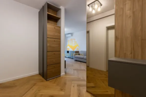 2 camere, premium, garaj, bloc nou, AC, Plopilor Zona Parcul Rozelor