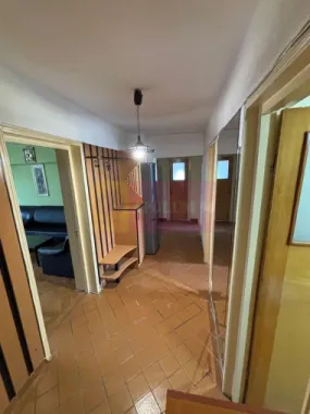 Apartament 3 camere Decebal stradal