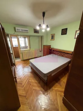 Apartament 3 camere Decebal stradal