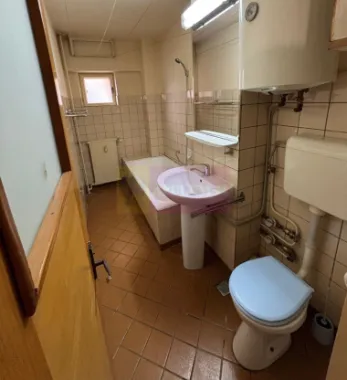 Apartament 3 camere Decebal stradal