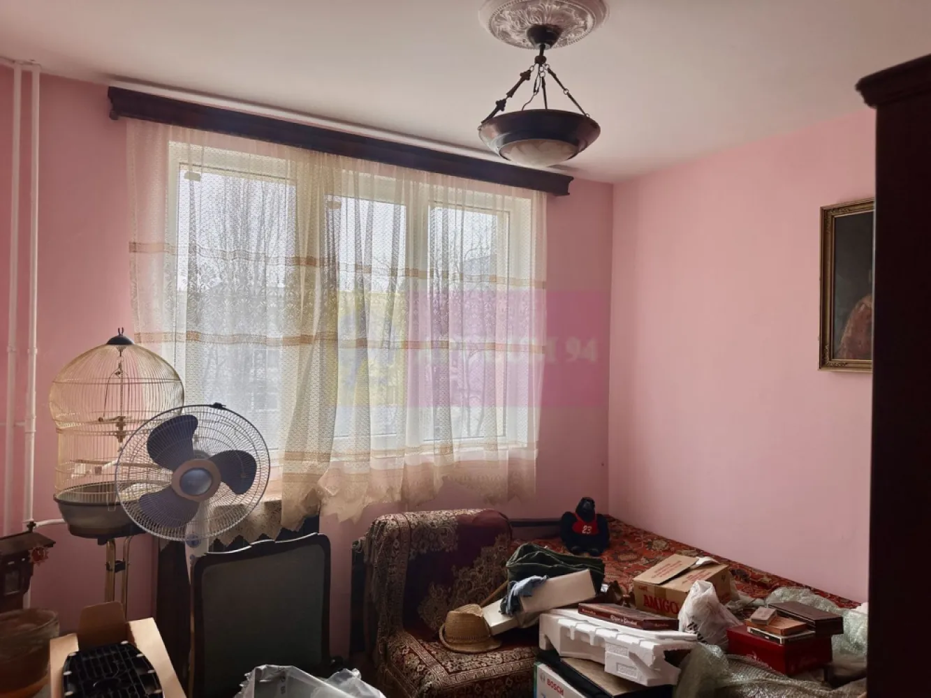 Apartament 3 camere Rahova-Piata - Compania imobiliara Apulum94 va propune un apartament de 3 camere situat in zona Piata Rahova intr-un bloc de 4 etaje ,confort 1 semidecomandat. Apartamentul este la etajul 3/4, blocul este anvelopat si este construit in anul 1971.Suprafata utila a apartamentului este de 60 mp,suprafata totala ( cu balcon) de 63 mp .Apartamentul necesita renovare si se vinde exact cum este prezentat in poze.
 Pentru mai multe detalii sau o eventuala vizionare a apartamentului va rog sunati la numarul de telefon 0733683454-Dorin Dinu / Apulum94.