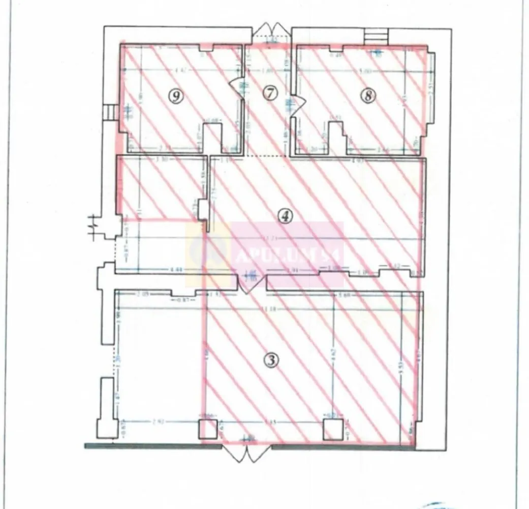 Spatiu comercial pe Calea Calarasilor - Va oferim spre inchiriere un spatiu comercial in zona Calea Calarasi, la parter de bloc, in suprafata de 121mp, cu expunere stradala avand vitrina de 10ml, cu toate utilitatile si contorizare separata inclusiv Centrala Termica Proprie. Spatiul dispune de climatizare-aeroconvectoare , alarma, sistem audio, video, curent trifazic 380v/30kw, cu intrare si acces pentru marfa suplimentar prin spate. Datorita pozitionarii spatiul are un trafic intens de persoane. Este potrivit pentru HoReCa deoarece are tubulatura pentru evacuare aburi/fum pe bloc, pe partea din spate a blocului.