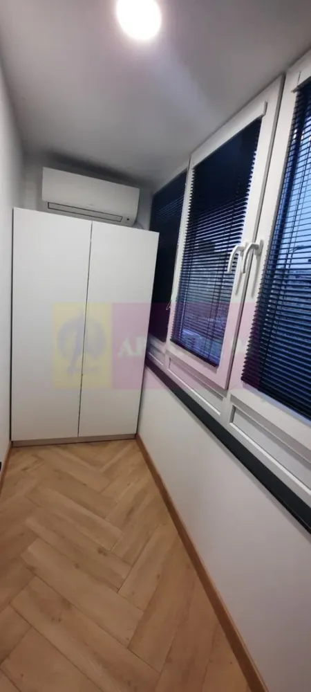 Apartament Sfanta Vineri, prima inchiriere, totul nou LUX