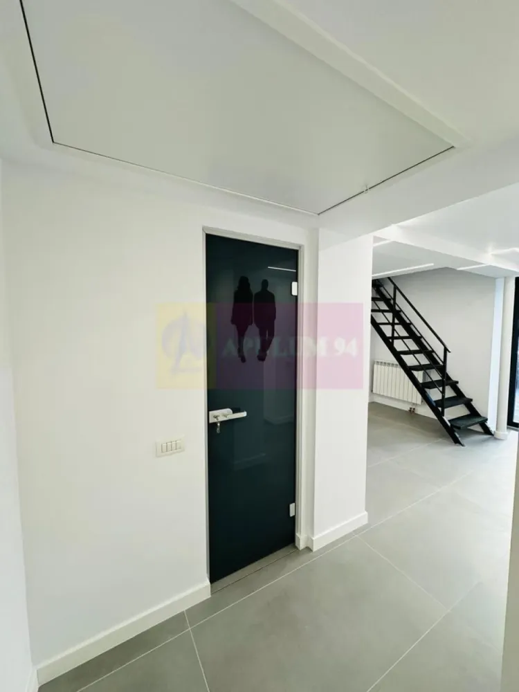 Vanzare spatiu comercial in zona Decebal