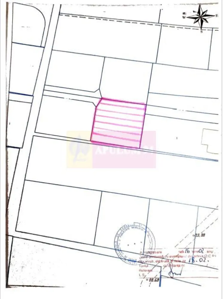 Vanzare teren in zona Sisesi constructie casa - Va oferim spre vanzare un teren in zona Sisesti, cu o suprafata de 466mp, intravilan, cu drum de servitute. Urbanism D+P+E. Utiliatile sunt in zona in apropierea terenului.
