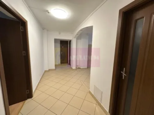 Vanzare apartament 3 camere-Rond Alba Iulia cu Centrala Termica