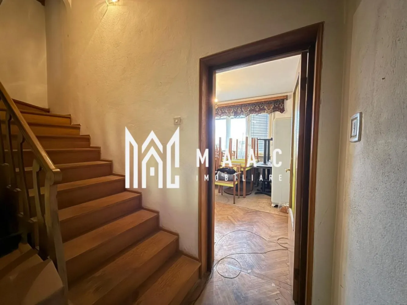 Spatiu de birouri | 150MP | P & Etaj 1 | Curte | Central