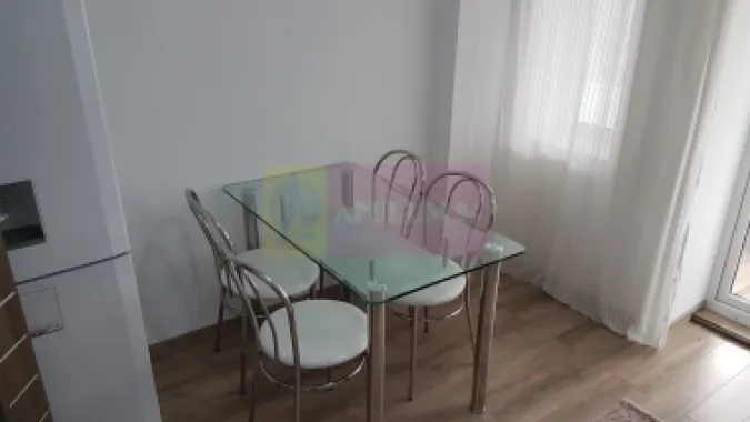 Vanzare apartament 2 camere in zona bd. Decebal stradal