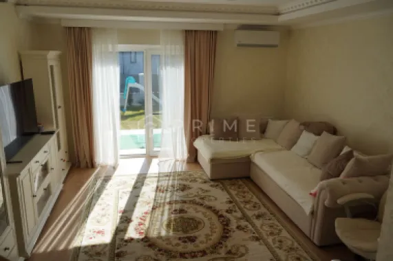 Casă tip duplex complet amenajată si mobilată
