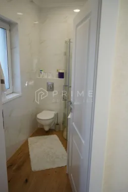 Casă tip duplex complet amenajată si mobilată