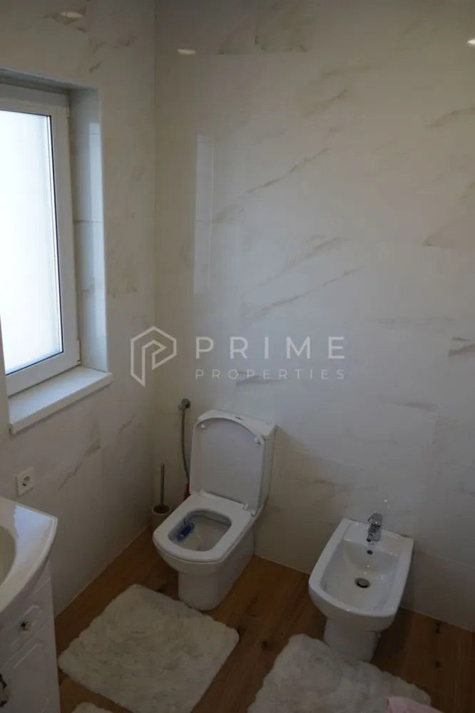 Casă tip duplex complet amenajată si mobilată