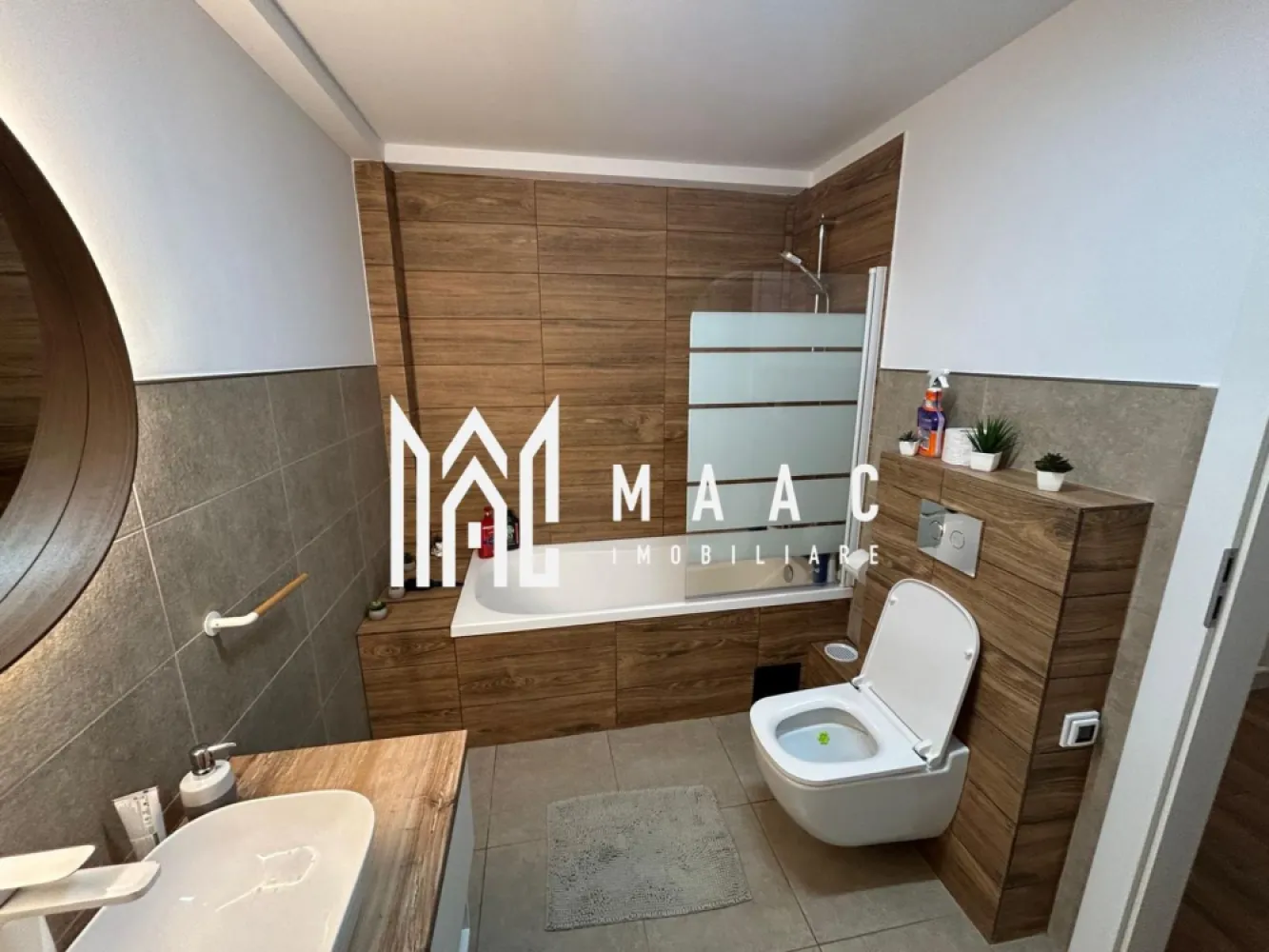 Casă modernă 3 camere | 2 băi | Panouri solare | Curte proprie | Șelimbăr