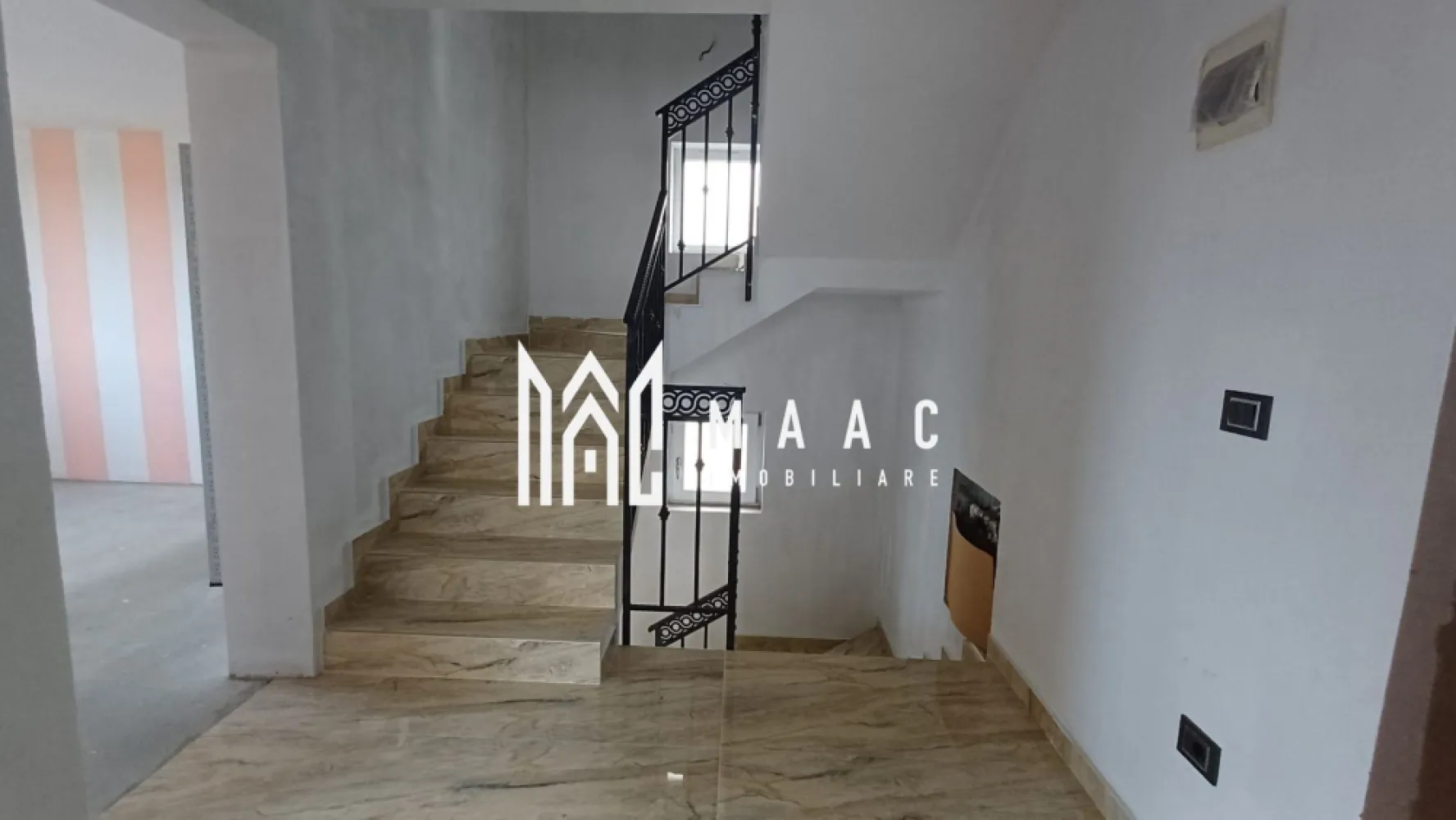 Casa 3 camere | Teren | 126 MPU | Cristian