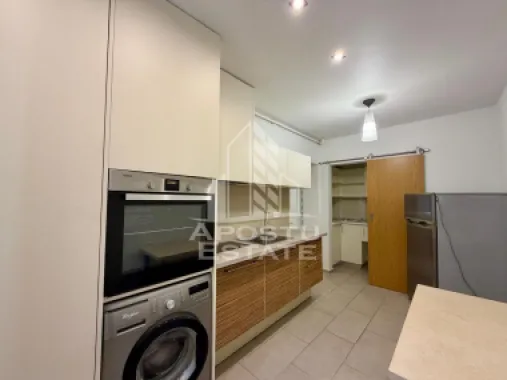 Apartament 2 camere de inchiriat, centrala, zona Centrala, Timisoara