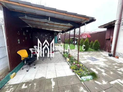 Apartament la casă I 4 camere I Curte 100 mp I Lazaret