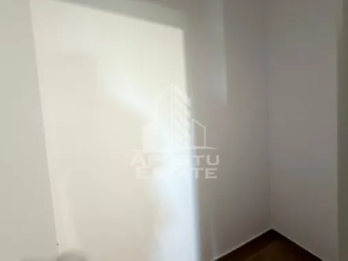 Apartament cu o camera nemobilat de inchiriat, Mosnita Noua