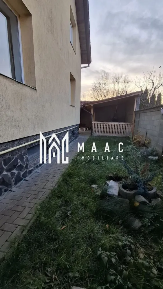 Casa 8 camere | 308mpu | 2 Apartamente | Selimbar