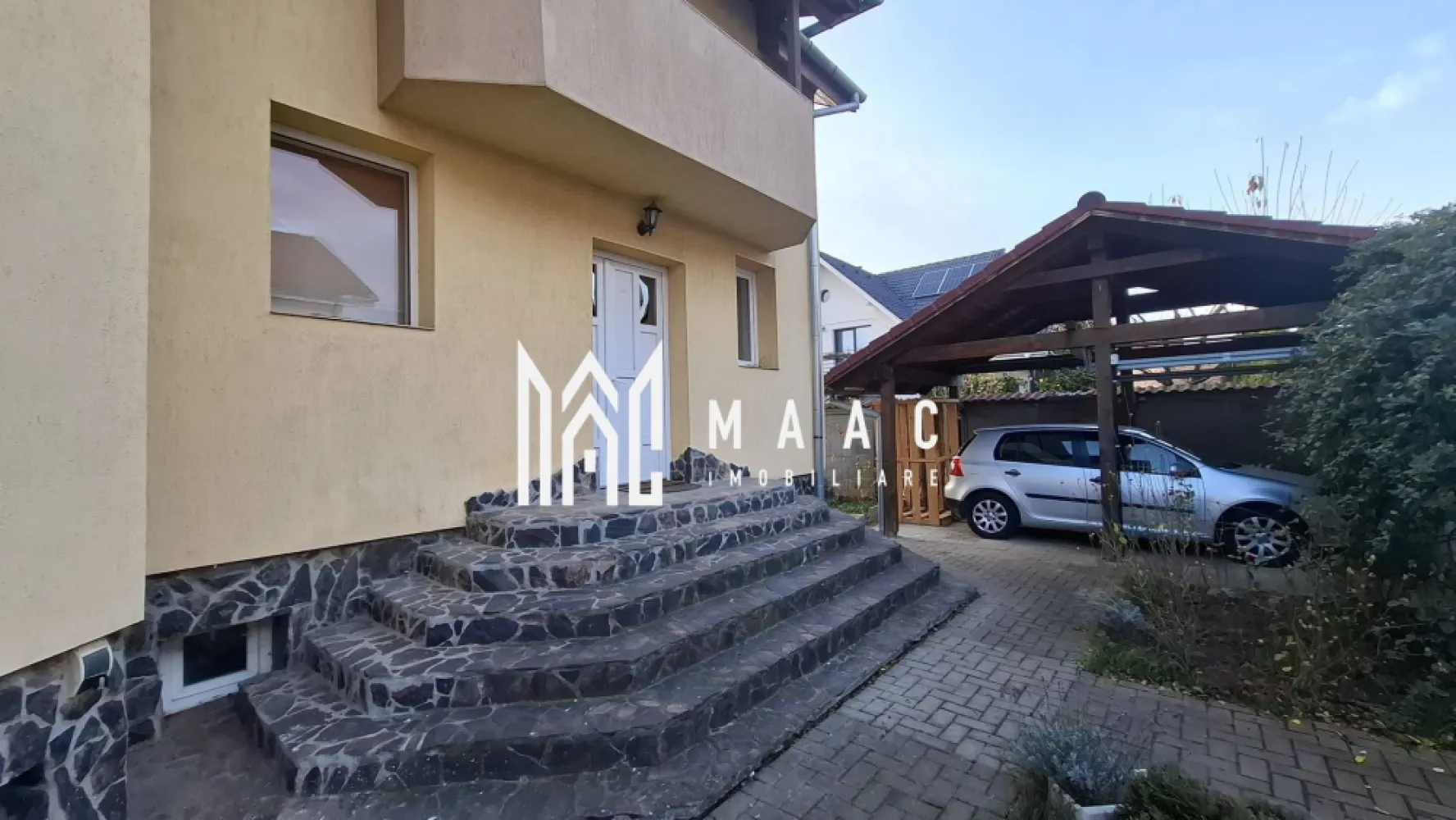 Casa 8 camere | 308mpu | 2 Apartamente | Selimbar