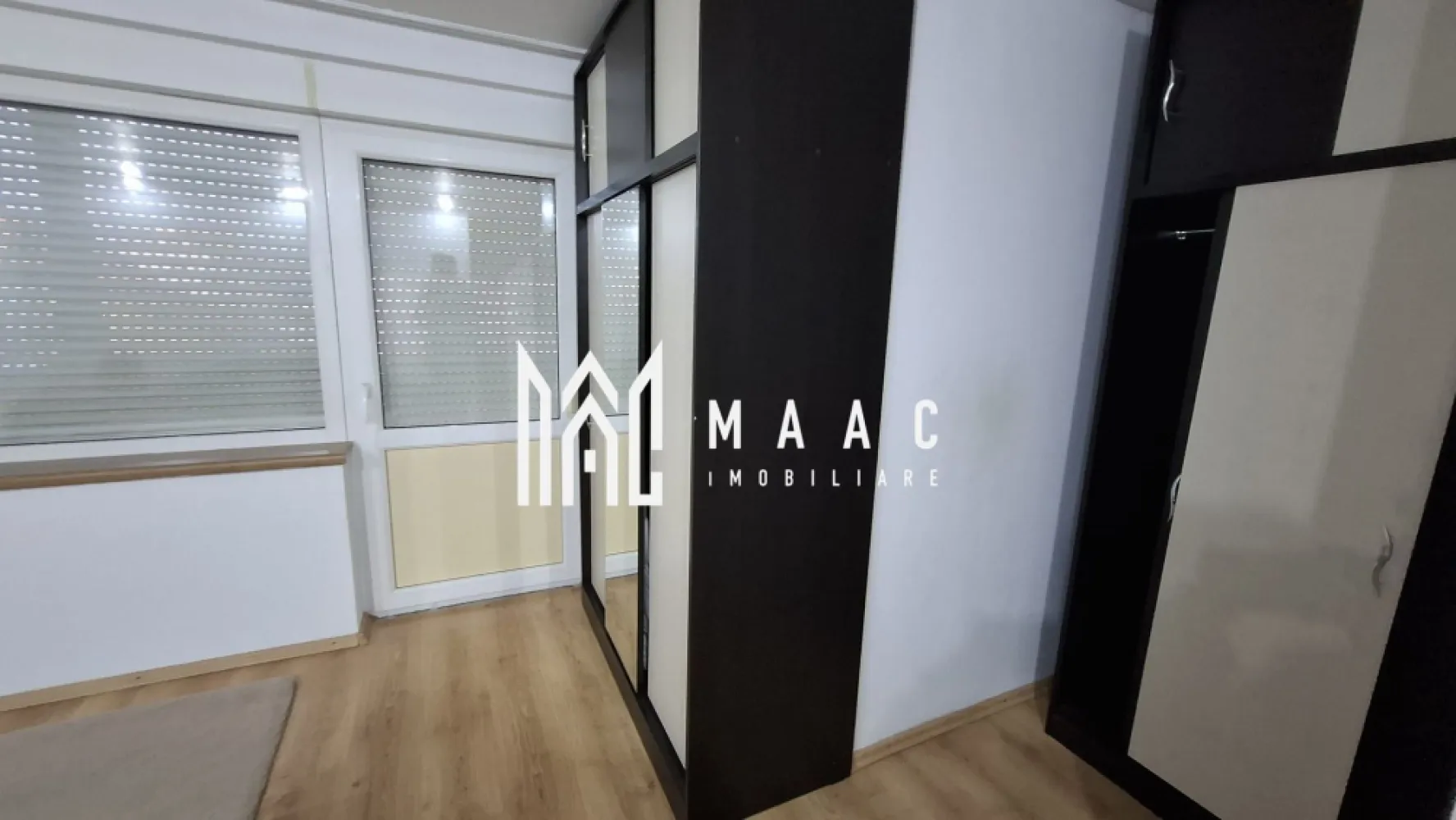 Casa 8 camere | 308mpu | 2 Apartamente | Selimbar