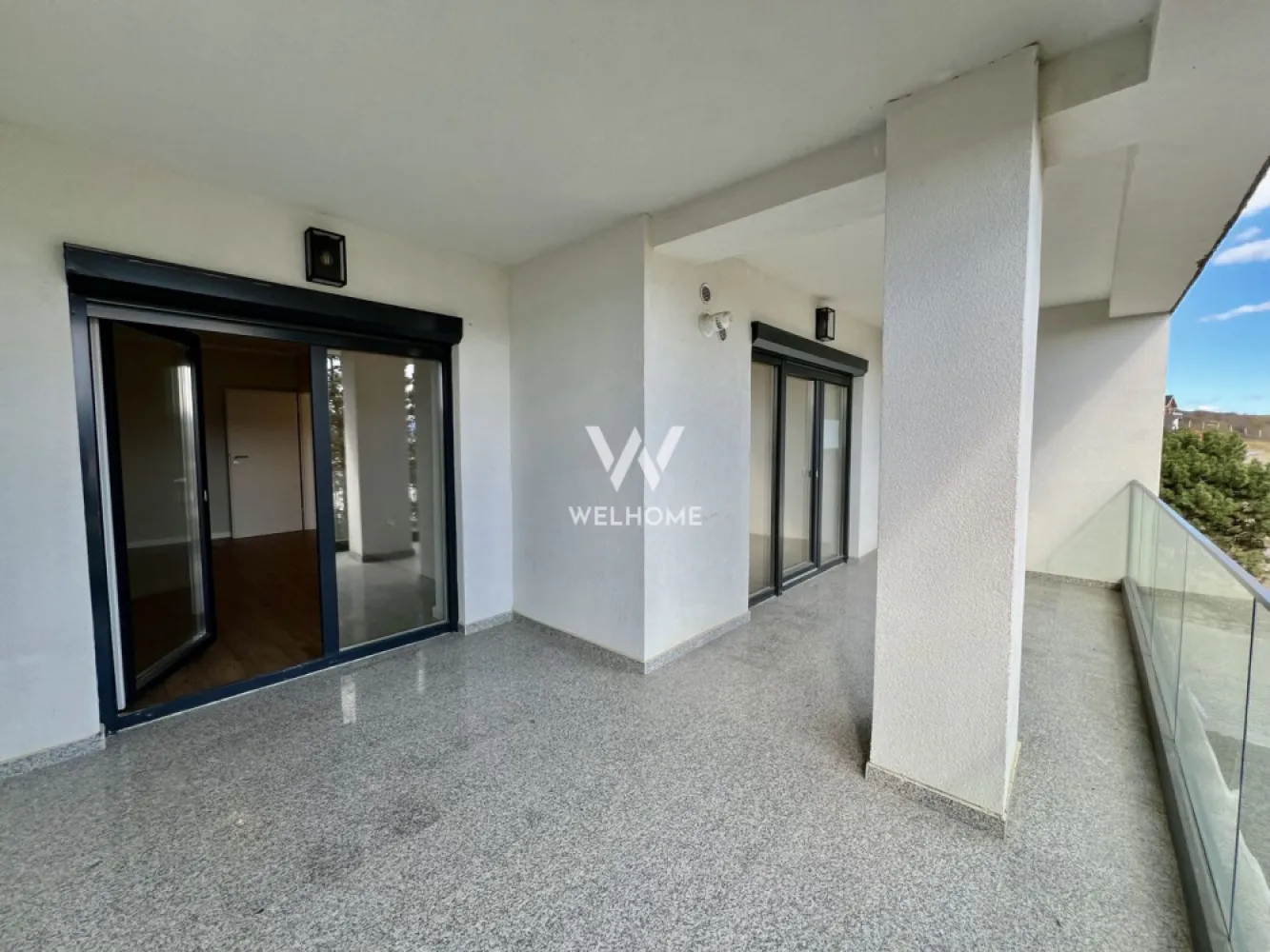 Apartament 2 camere, etaj 1, la cheie, terasă 18.46 - întabulat