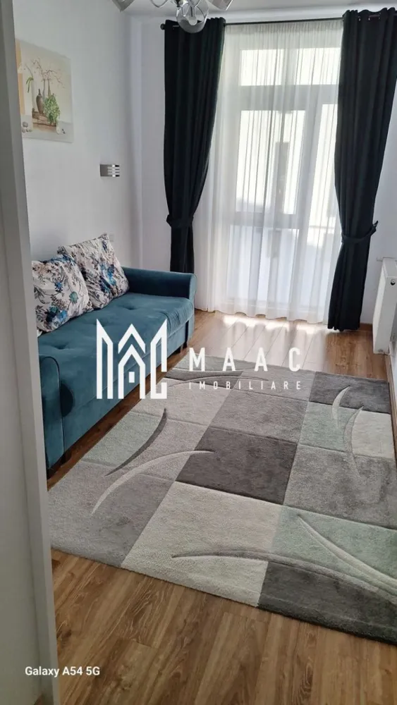 Apartament 3 camere | Etaj 1 | 70 MPU | Balcon | Parcare | Gusterita - MAAC Imobiliare vă propune spre închiriere un apartament decomandat, cu suprafața de 70 mp, situat la etajul 1 al unui imobil construit după anul 2019.
Locuința oferă un spațiu modern, luminos și bine compartimentat, potrivit pentru persoanele care caută confort și acces rapid către facilitățile orașului.

Detalii apartament
Suprafață utilă: 70 mp
Etaj: 1
Bloc construit după 2019
Compartimentare decomandată
Living și bucătărie open-space
Dotări și finisaje
Parchet laminat
Uși interioare din lemn
Ușă metalică la intrare
Bucătărie complet echipată:
cuptor
frigider
mașină de spălat vase
Baie cu finisaje moderne și plăci ceramice de calitate
Apartament luminos, cu multă lumină naturală
Avantaje locație
Aproape de:
magazine
școli
parcuri
centre medicale
stații de autobuz
centre educaționale
Acces rapid către principalele zone ale orașului
Disponibilitate
Apartamentul se eliberează la data de 1 iulie 2026
Potrivit pentru

familie
 cuplu
 chirie pe termen lung

Pentru mai multe detalii precizati telefonic ca ati vizionat anuntul cu ID: CP3087209