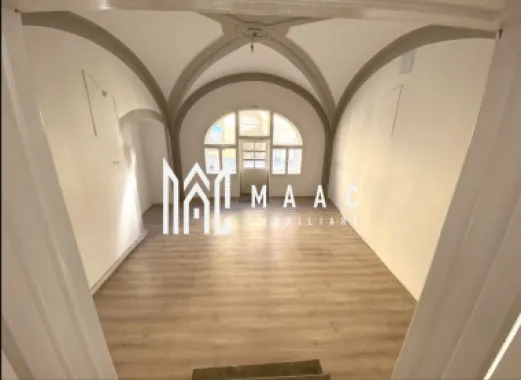 Logo MAAC IMOBILIARE logo
