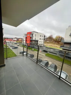Apartament modern cu 3 camere, bloc nou cu lift și parcare privată