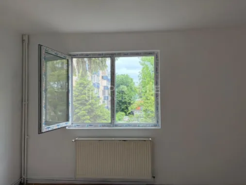 Apartament cu 3 camere, etaj 2 – Zona Dâmbul Pietros
