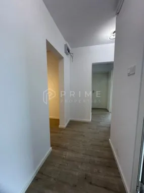 Apartament modern cu 3 camere, complet renovat – Zona Unirii