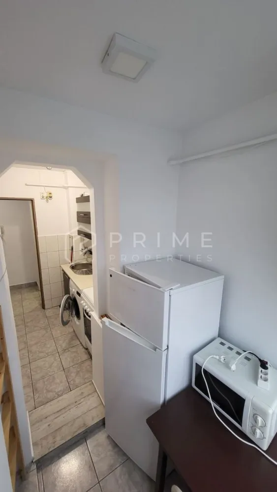 URGENT ! Garsoniera de vanzare Viitorului - Situata in zona Fortuna (Str. Viitorului), Et. 4/4, recent renovata, se vinde complet mobilata si utilata.