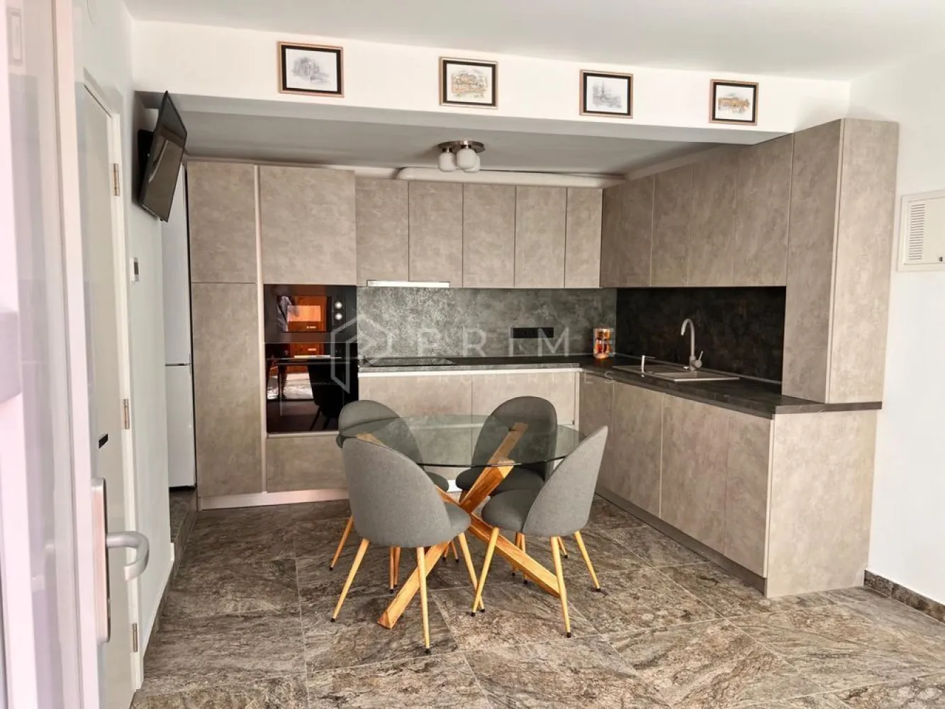 ULTRA-CENTRAL | Ideal Studenți UMFST | Apartament Premium