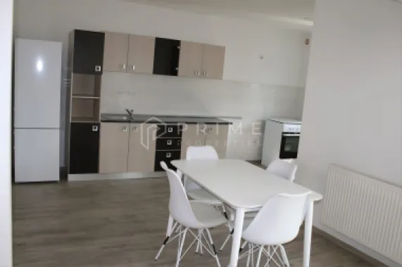 Casă tip duplex complet amenajată si mobilată | șemineu și garaj |