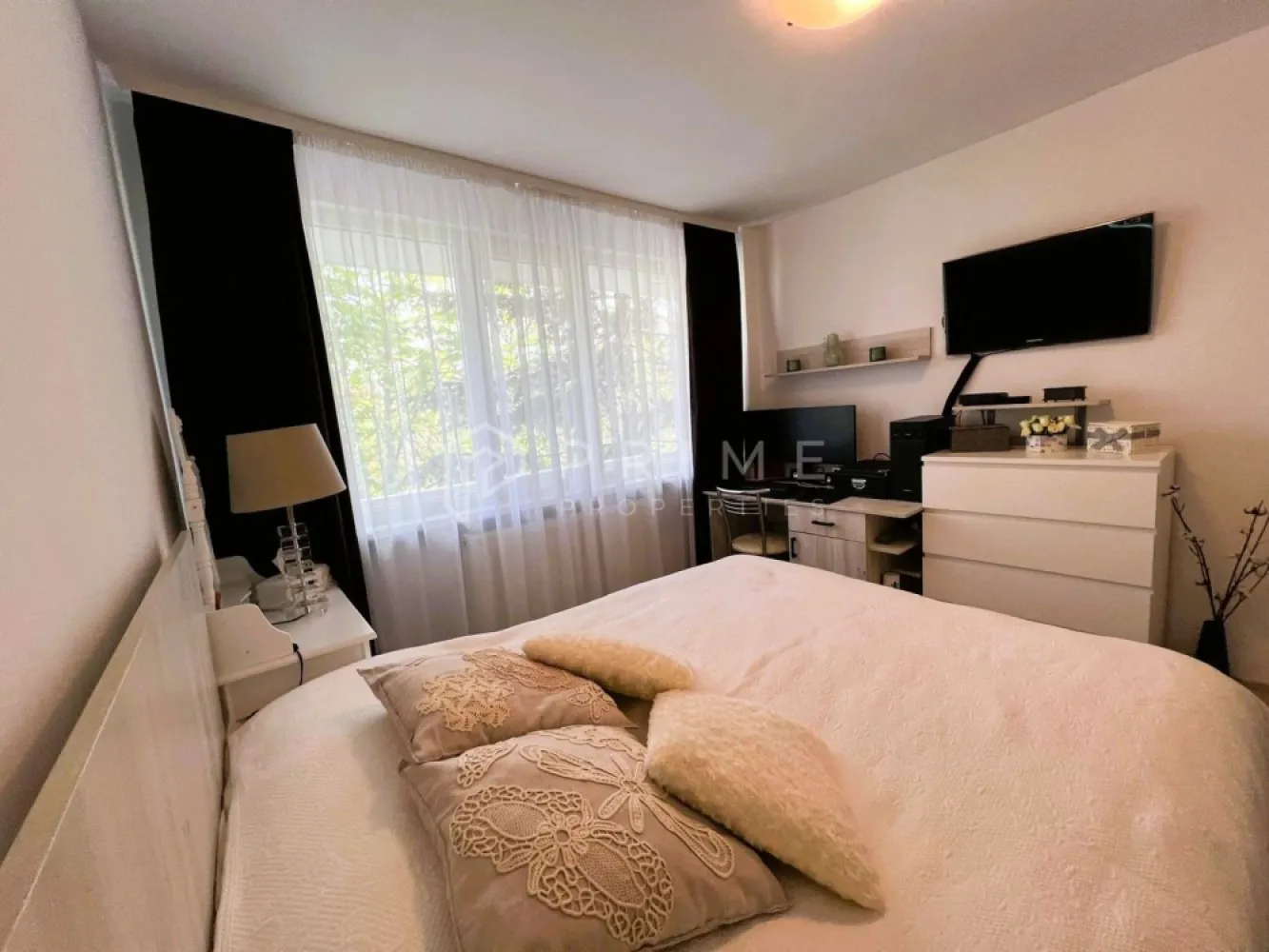 Apartament 2 camere | Aleea Carpați | Etaj 3/4 | Balcon 9 mp