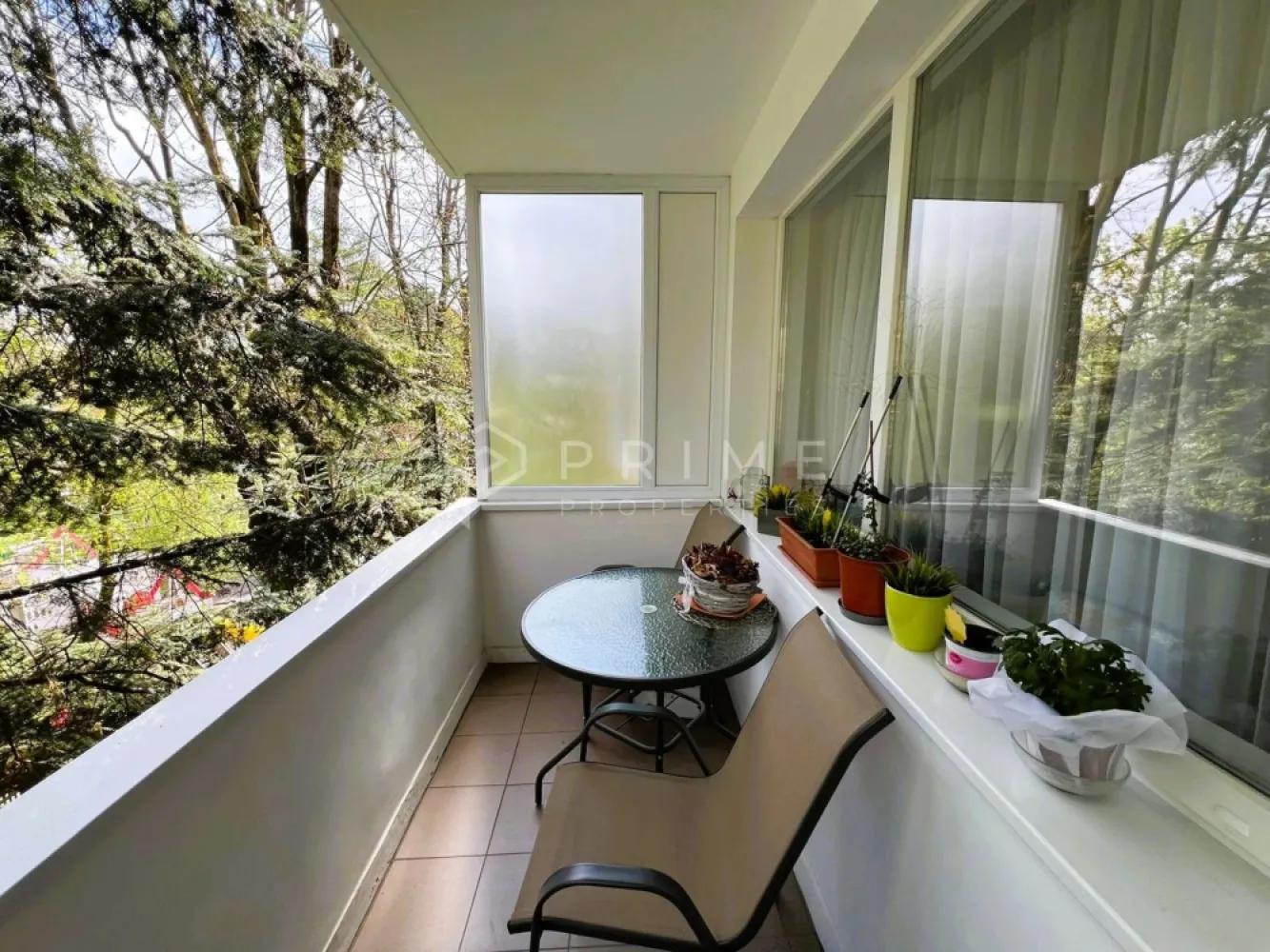 Apartament 2 camere | Aleea Carpați | Etaj 3/4 | Balcon 9 mp
