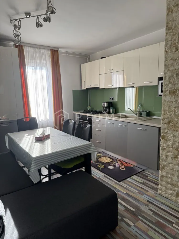 Apartament 3 camere de închiriat zona Tudor, Cutezanței
