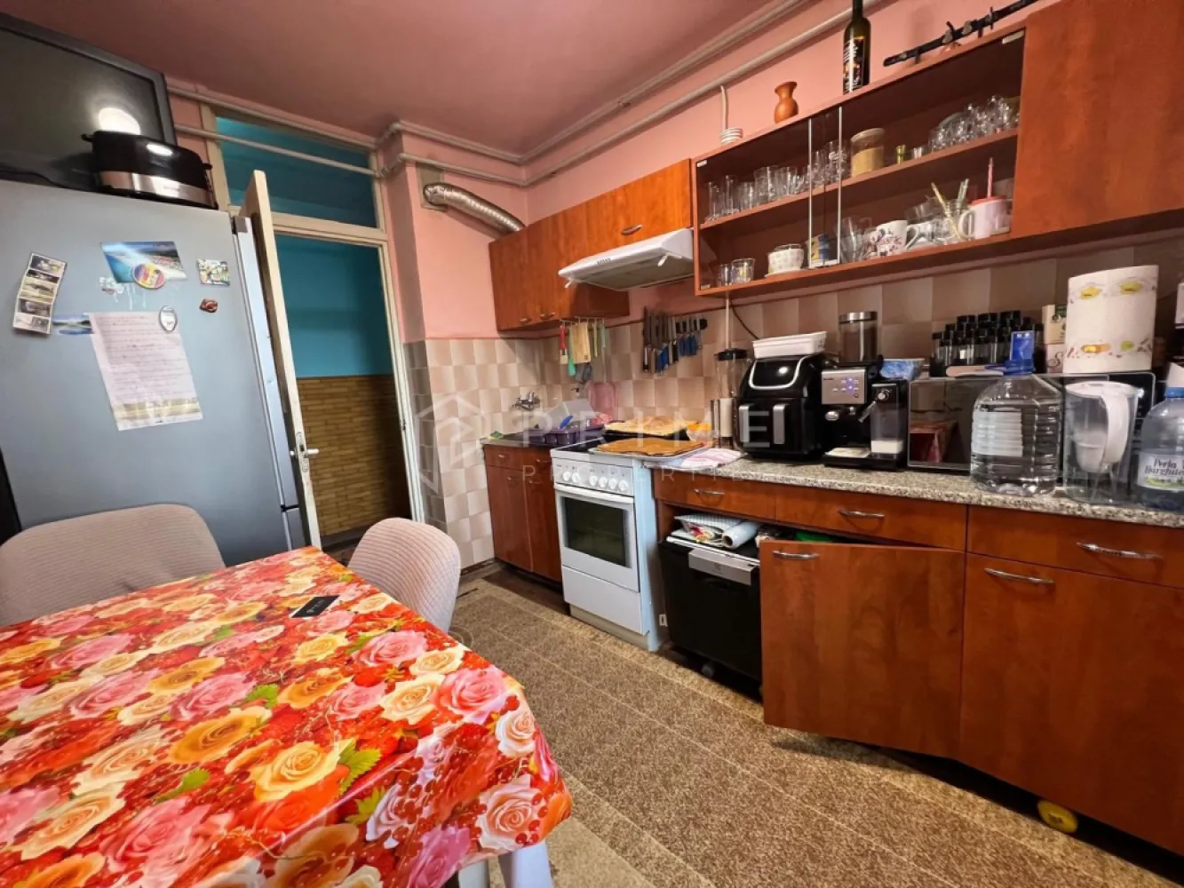 Apartament cu 3 camere decomandat, Sângeorgiu de Mureș